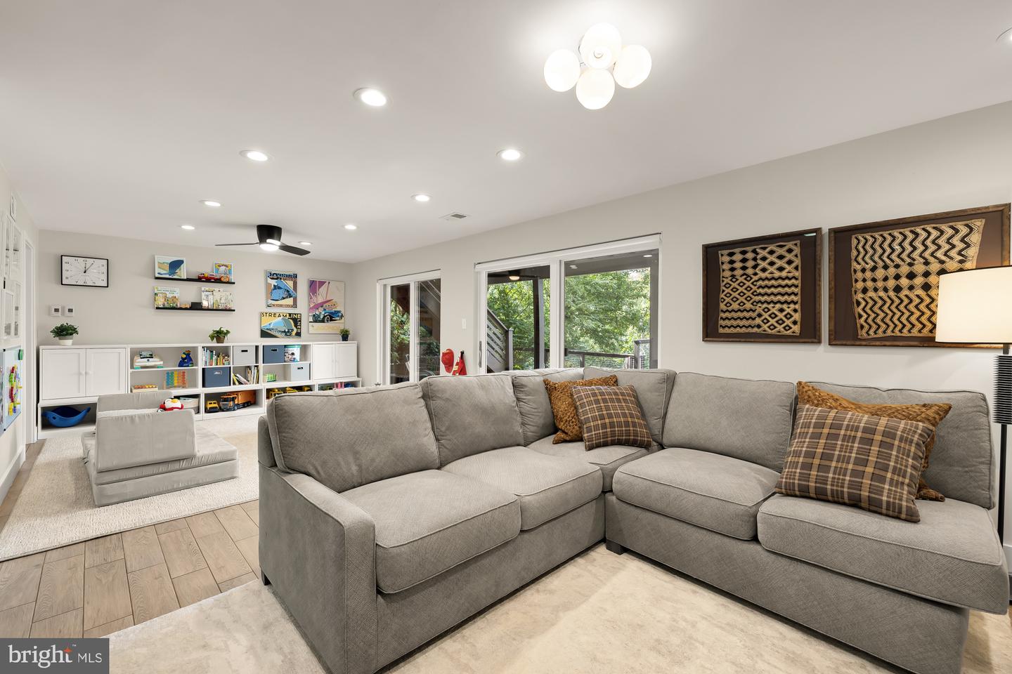 1410 N JOHNSON ST, ARLINGTON, Virginia 22201, 4 Bedrooms Bedrooms, ,3 BathroomsBathrooms,Residential,For sale,1410 N JOHNSON ST,VAAR2064132 MLS # VAAR2064132