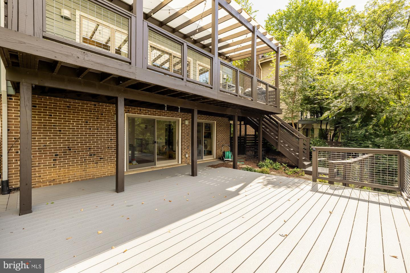 1410 N JOHNSON ST, ARLINGTON, Virginia 22201, 4 Bedrooms Bedrooms, ,3 BathroomsBathrooms,Residential,For sale,1410 N JOHNSON ST,VAAR2064132 MLS # VAAR2064132