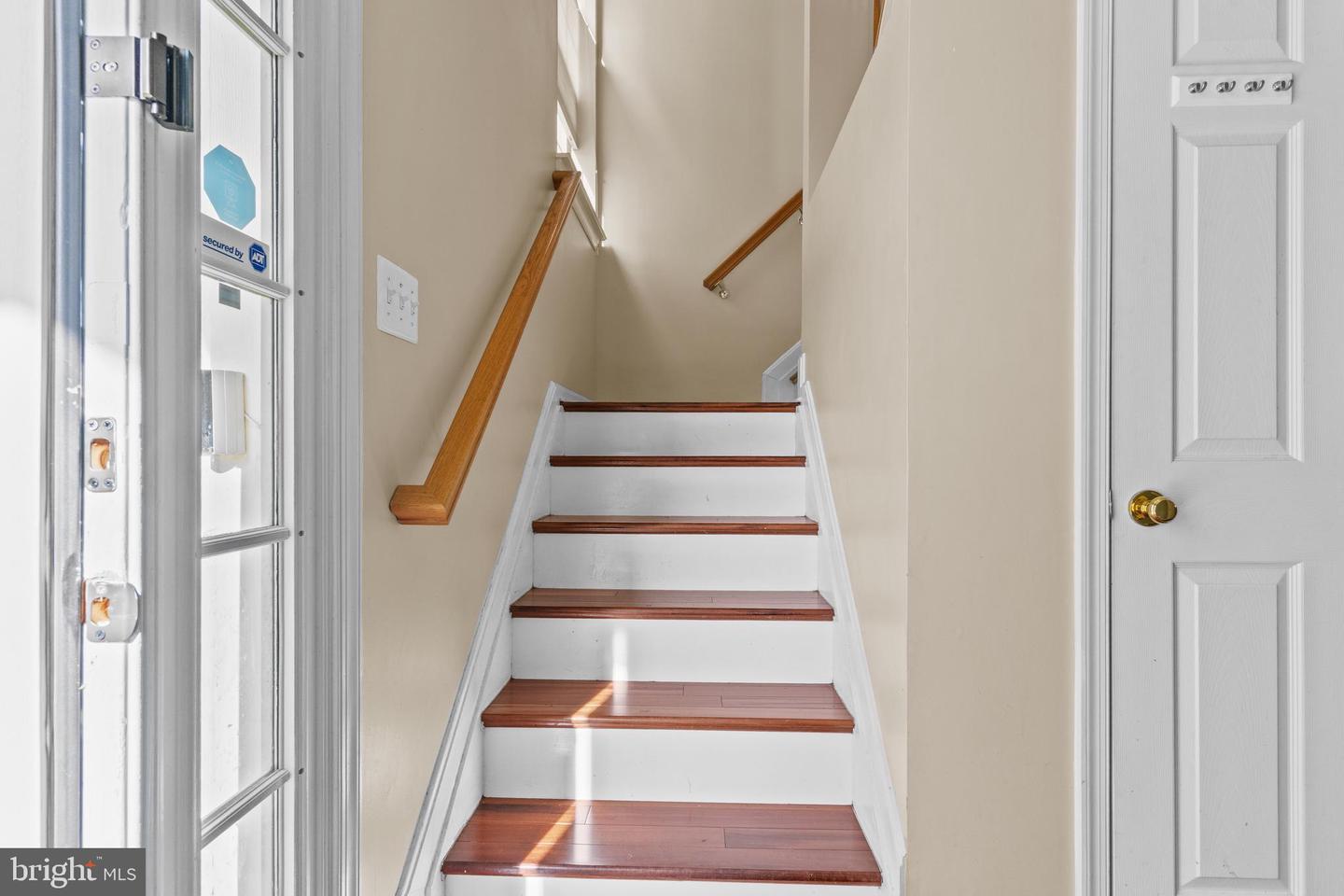 4619 DEERWATCH DR, CHANTILLY, Virginia 20151, 3 Bedrooms Bedrooms, ,2 BathroomsBathrooms,Residential,For sale,4619 DEERWATCH DR,VAFX2269230 MLS # VAFX2269230