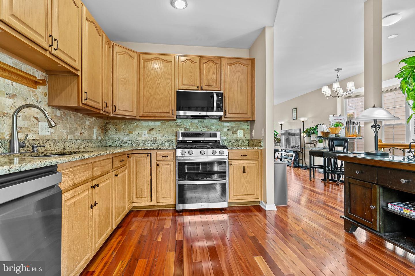 4619 DEERWATCH DR, CHANTILLY, Virginia 20151, 3 Bedrooms Bedrooms, ,2 BathroomsBathrooms,Residential,For sale,4619 DEERWATCH DR,VAFX2269230 MLS # VAFX2269230