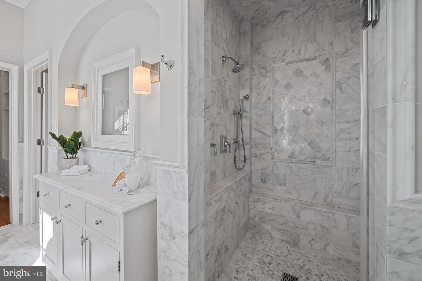 513 N SAINT ASAPH ST, ALEXANDRIA, Virginia 22314, 4 Bedrooms Bedrooms, ,3 BathroomsBathrooms,Residential,For sale,513 N SAINT ASAPH ST,VAAX2050176 MLS # VAAX2050176