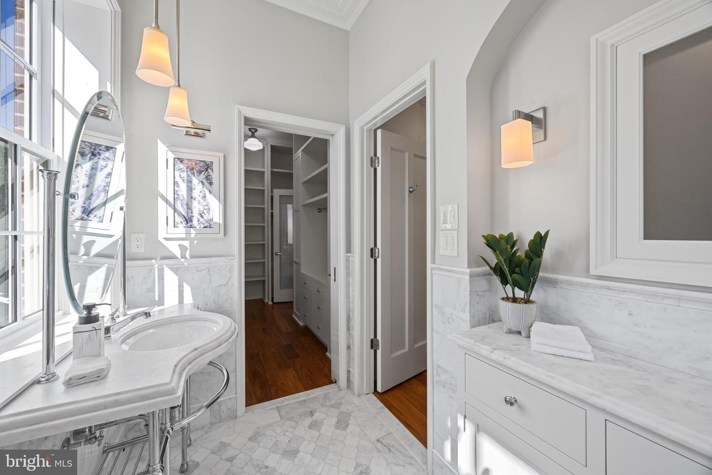 513 N SAINT ASAPH ST, ALEXANDRIA, Virginia 22314, 4 Bedrooms Bedrooms, ,3 BathroomsBathrooms,Residential,For sale,513 N SAINT ASAPH ST,VAAX2050176 MLS # VAAX2050176