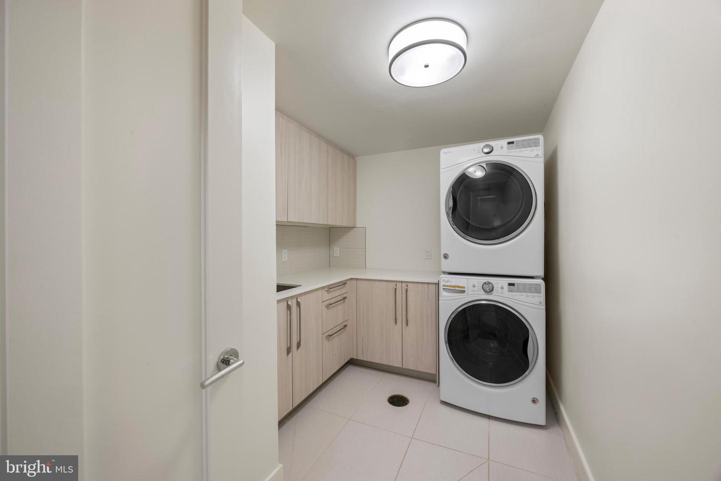 513 N SAINT ASAPH ST, ALEXANDRIA, Virginia 22314, 4 Bedrooms Bedrooms, ,3 BathroomsBathrooms,Residential,For sale,513 N SAINT ASAPH ST,VAAX2050176 MLS # VAAX2050176