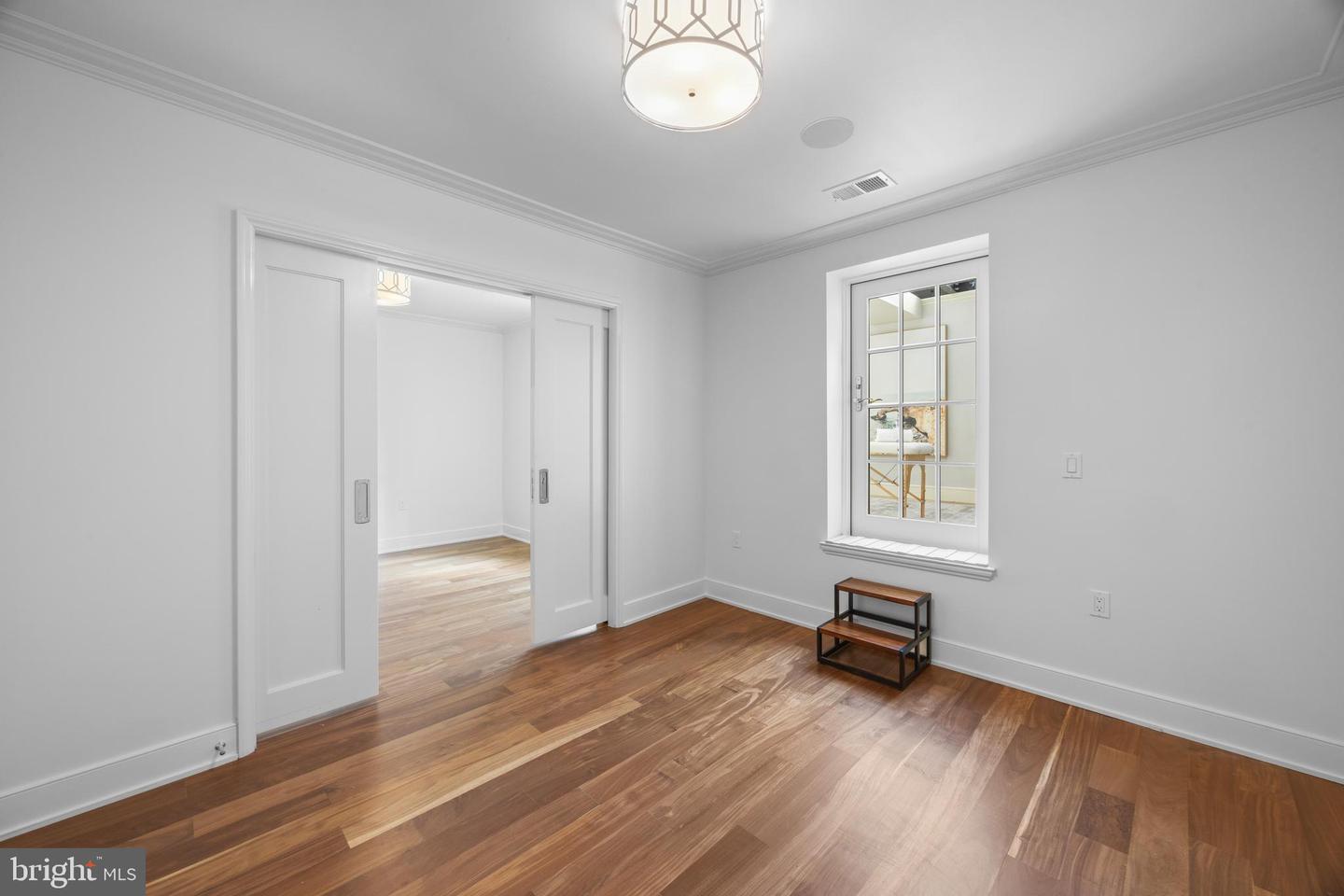 513 N SAINT ASAPH ST, ALEXANDRIA, Virginia 22314, 4 Bedrooms Bedrooms, ,3 BathroomsBathrooms,Residential,For sale,513 N SAINT ASAPH ST,VAAX2050176 MLS # VAAX2050176