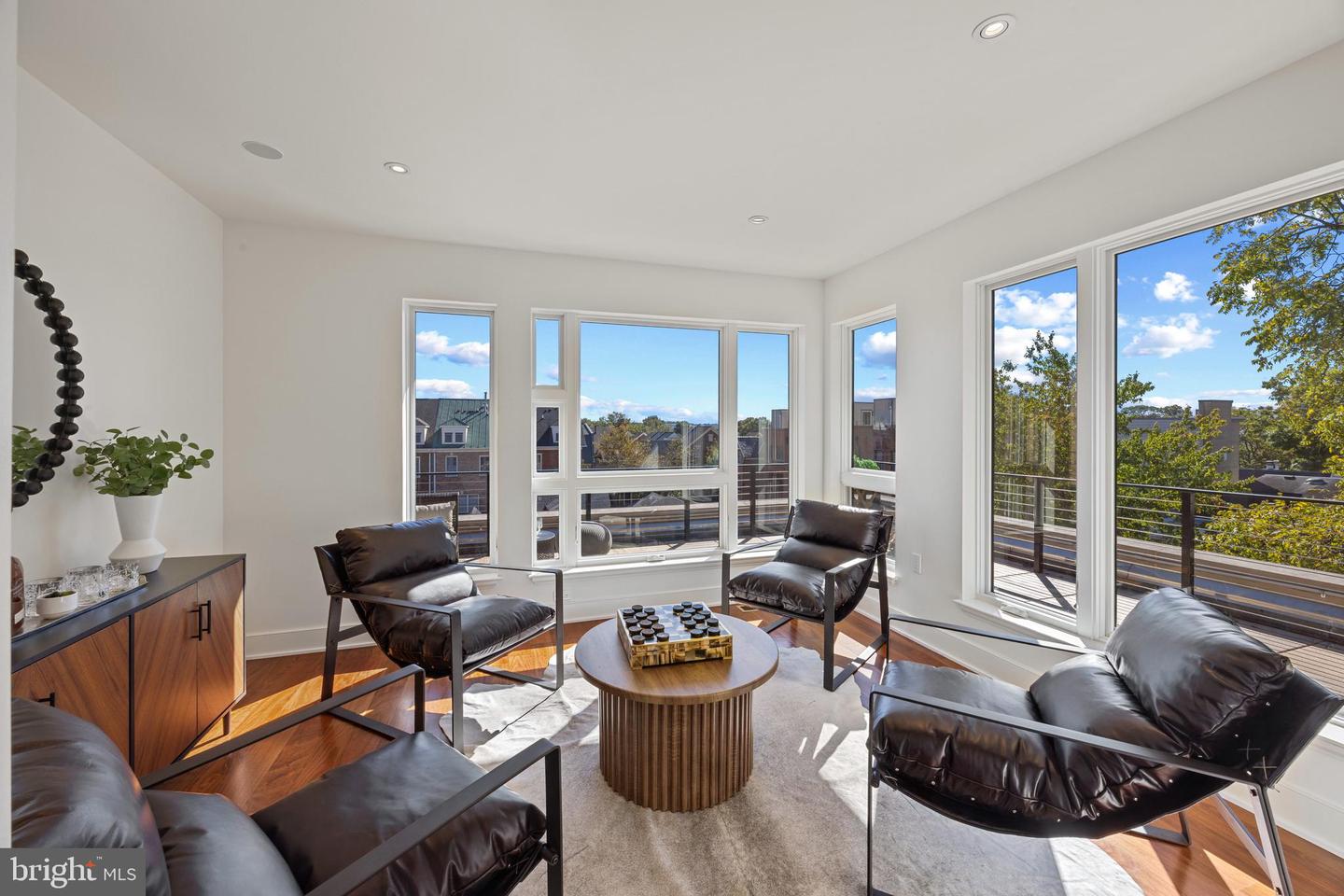 513 N SAINT ASAPH ST, ALEXANDRIA, Virginia 22314, 4 Bedrooms Bedrooms, ,3 BathroomsBathrooms,Residential,For sale,513 N SAINT ASAPH ST,VAAX2050176 MLS # VAAX2050176