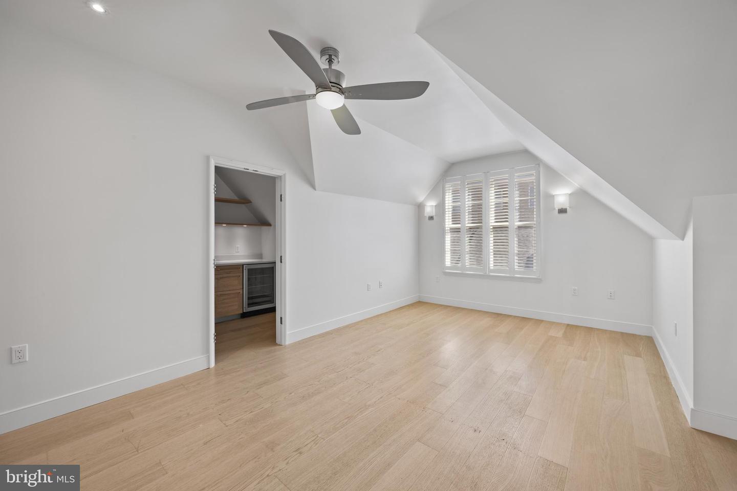 513 N SAINT ASAPH ST, ALEXANDRIA, Virginia 22314, 4 Bedrooms Bedrooms, ,3 BathroomsBathrooms,Residential,For sale,513 N SAINT ASAPH ST,VAAX2050176 MLS # VAAX2050176