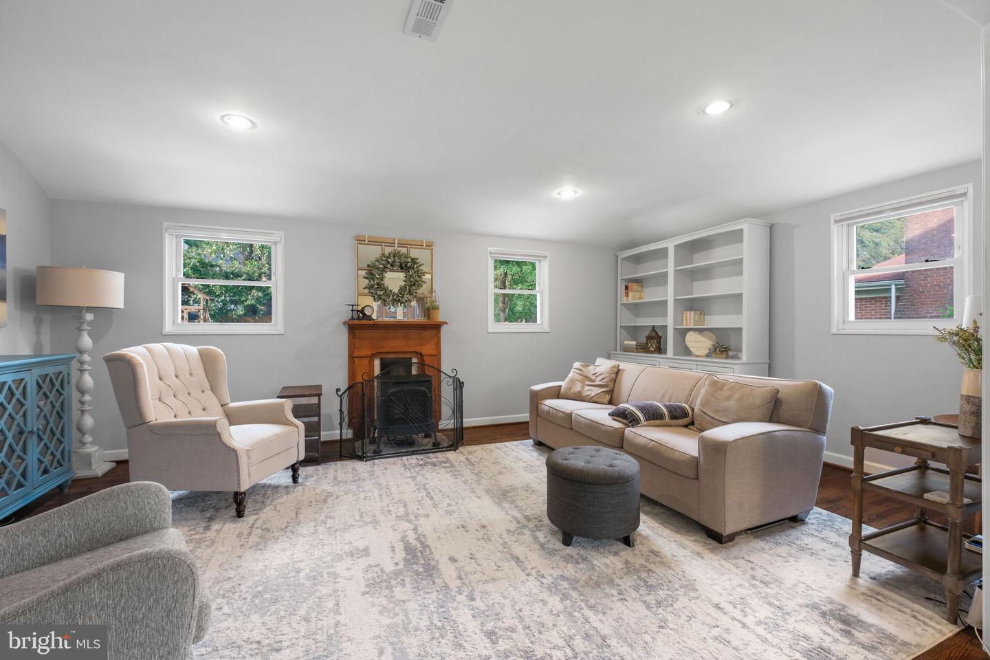 7228 ARTHUR DR, FALLS CHURCH, Virginia 22046, 4 Bedrooms Bedrooms, ,2 BathroomsBathrooms,Residential,For sale,7228 ARTHUR DR,VAFX2269296 MLS # VAFX2269296