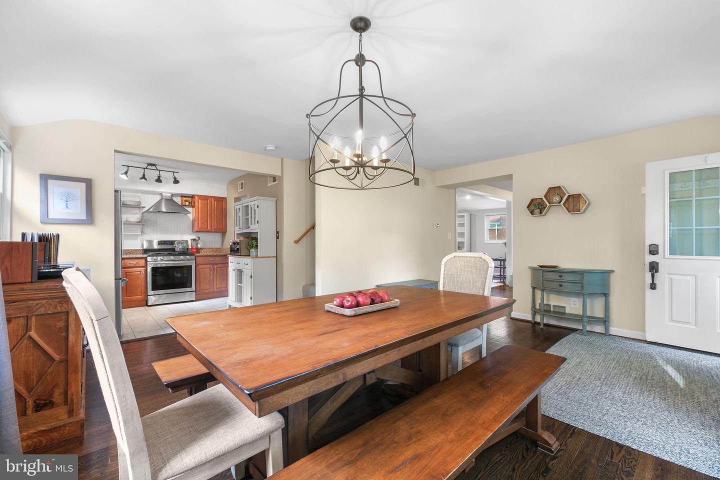 7228 ARTHUR DR, FALLS CHURCH, Virginia 22046, 4 Bedrooms Bedrooms, ,2 BathroomsBathrooms,Residential,For sale,7228 ARTHUR DR,VAFX2269296 MLS # VAFX2269296