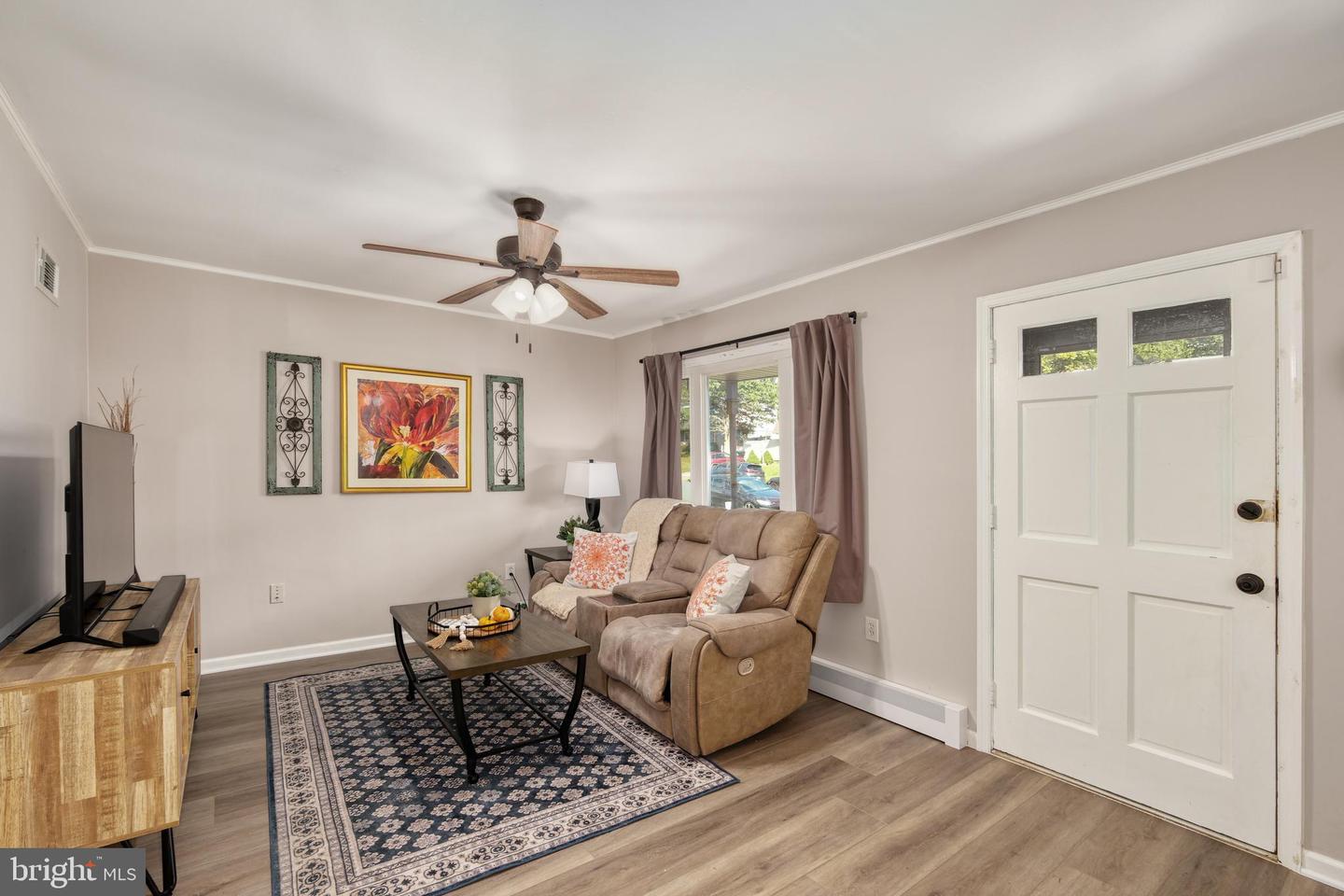 12910 KIDWELL DR, WOODBRIDGE, Virginia 22193, 3 Bedrooms Bedrooms, ,2 BathroomsBathrooms,Residential,For sale,12910 KIDWELL DR,VAPW2104742 MLS # VAPW2104742