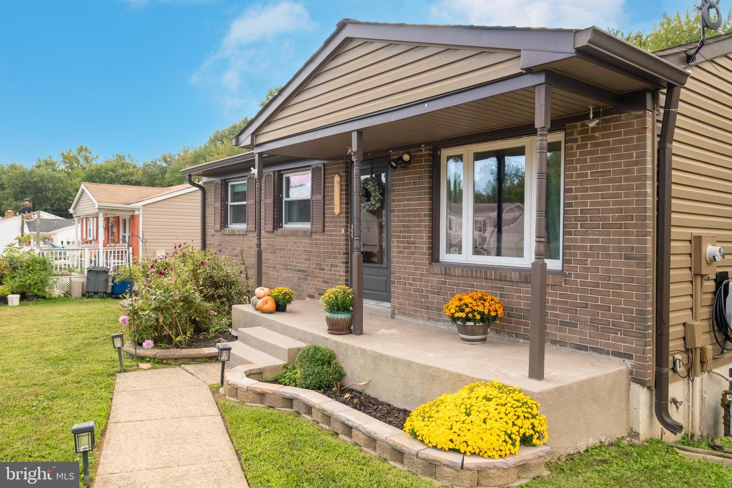 12910 KIDWELL DR, WOODBRIDGE, Virginia 22193, 3 Bedrooms Bedrooms, ,2 BathroomsBathrooms,Residential,For sale,12910 KIDWELL DR,VAPW2104742 MLS # VAPW2104742