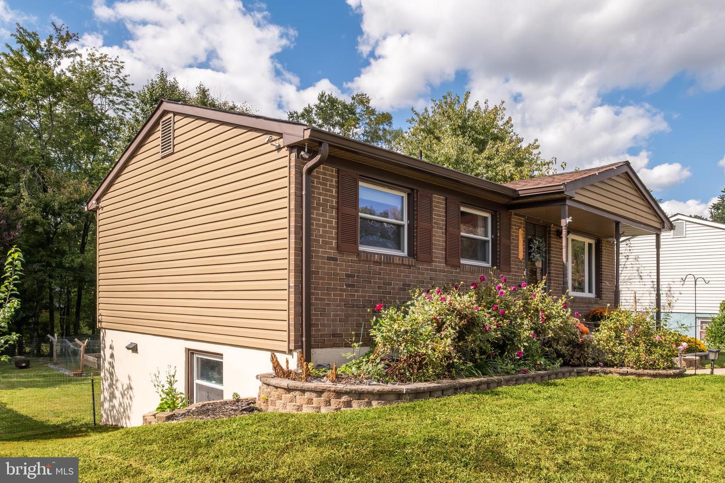 12910 KIDWELL DR, WOODBRIDGE, Virginia 22193, 3 Bedrooms Bedrooms, ,2 BathroomsBathrooms,Residential,For sale,12910 KIDWELL DR,VAPW2104742 MLS # VAPW2104742