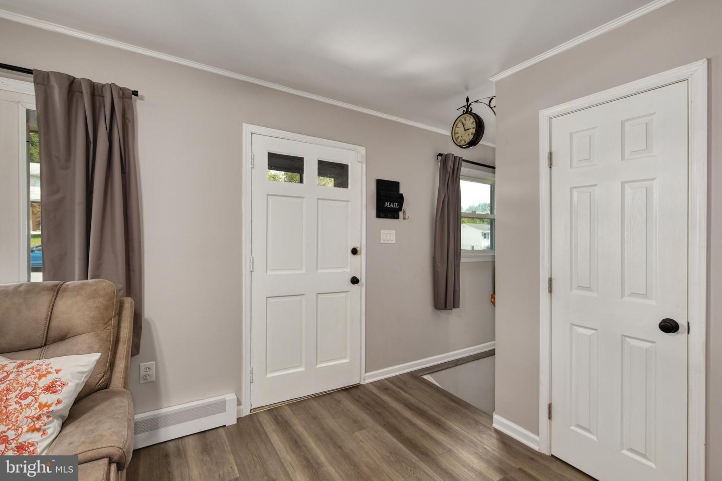 12910 KIDWELL DR, WOODBRIDGE, Virginia 22193, 3 Bedrooms Bedrooms, ,2 BathroomsBathrooms,Residential,For sale,12910 KIDWELL DR,VAPW2104742 MLS # VAPW2104742