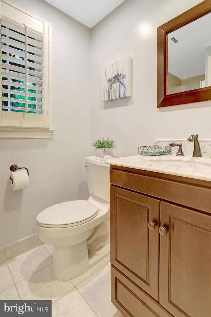 2503 BRIGHT WOOD DR, DUNN LORING, Virginia 22027, 4 Bedrooms Bedrooms, ,3 BathroomsBathrooms,Residential,For sale,2503 BRIGHT WOOD DR,VAFX2269332 MLS # VAFX2269332
