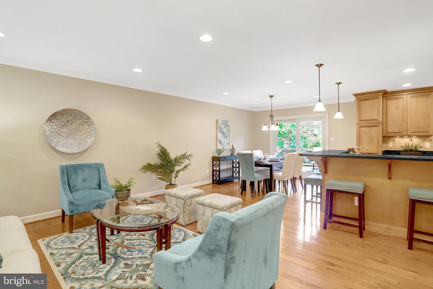 2503 BRIGHT WOOD DR, DUNN LORING, Virginia 22027, 4 Bedrooms Bedrooms, ,3 BathroomsBathrooms,Residential,For sale,2503 BRIGHT WOOD DR,VAFX2269332 MLS # VAFX2269332