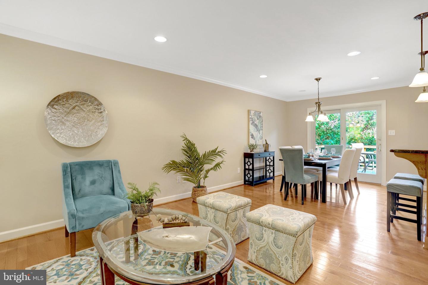 2503 BRIGHT WOOD DR, DUNN LORING, Virginia 22027, 4 Bedrooms Bedrooms, ,3 BathroomsBathrooms,Residential,For sale,2503 BRIGHT WOOD DR,VAFX2269332 MLS # VAFX2269332