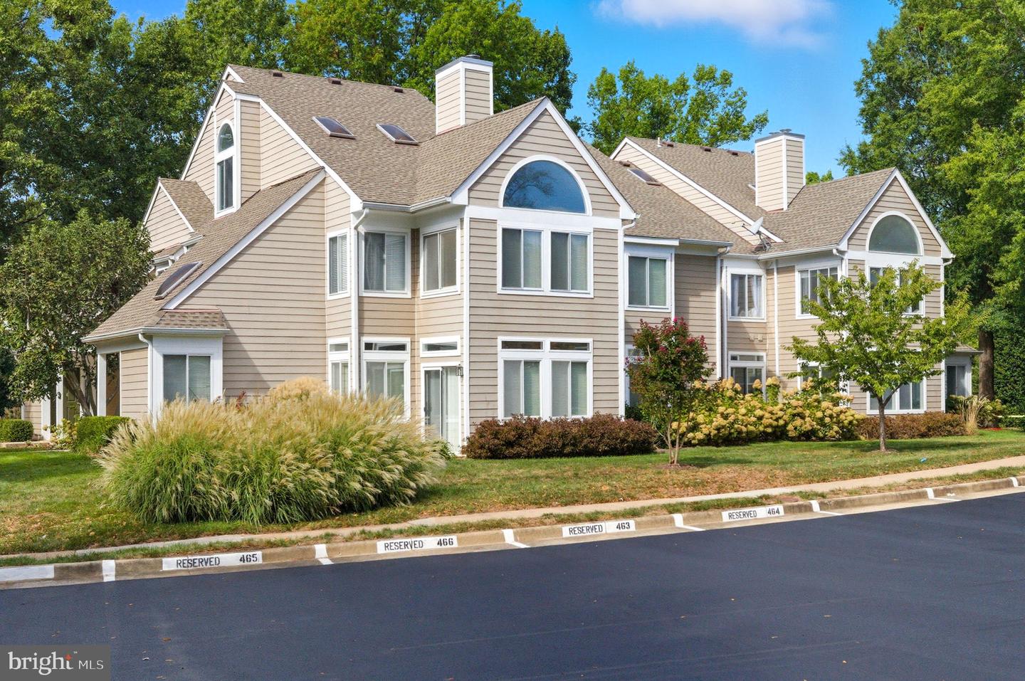 12308 FORT BUFFALO CIR, FAIRFAX, Virginia 22033, 1 Bedroom Bedrooms, ,1 BathroomBathrooms,Residential,For sale,12308 FORT BUFFALO CIR,VAFX2269352 MLS # VAFX2269352