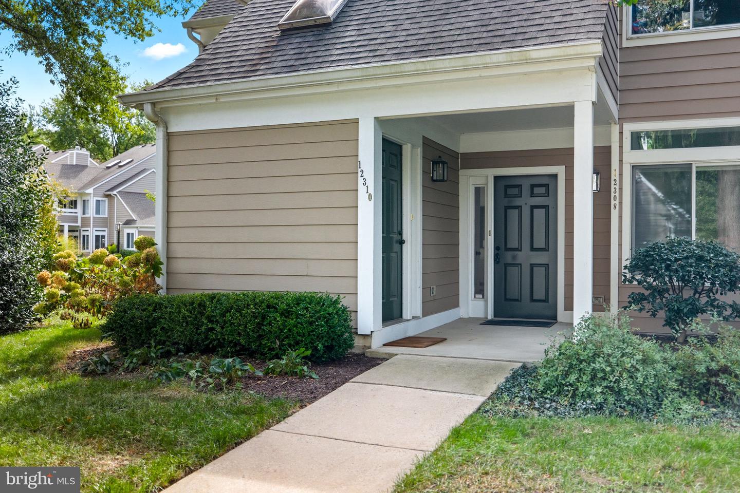 12308 FORT BUFFALO CIR, FAIRFAX, Virginia 22033, 1 Bedroom Bedrooms, ,1 BathroomBathrooms,Residential,For sale,12308 FORT BUFFALO CIR,VAFX2269352 MLS # VAFX2269352