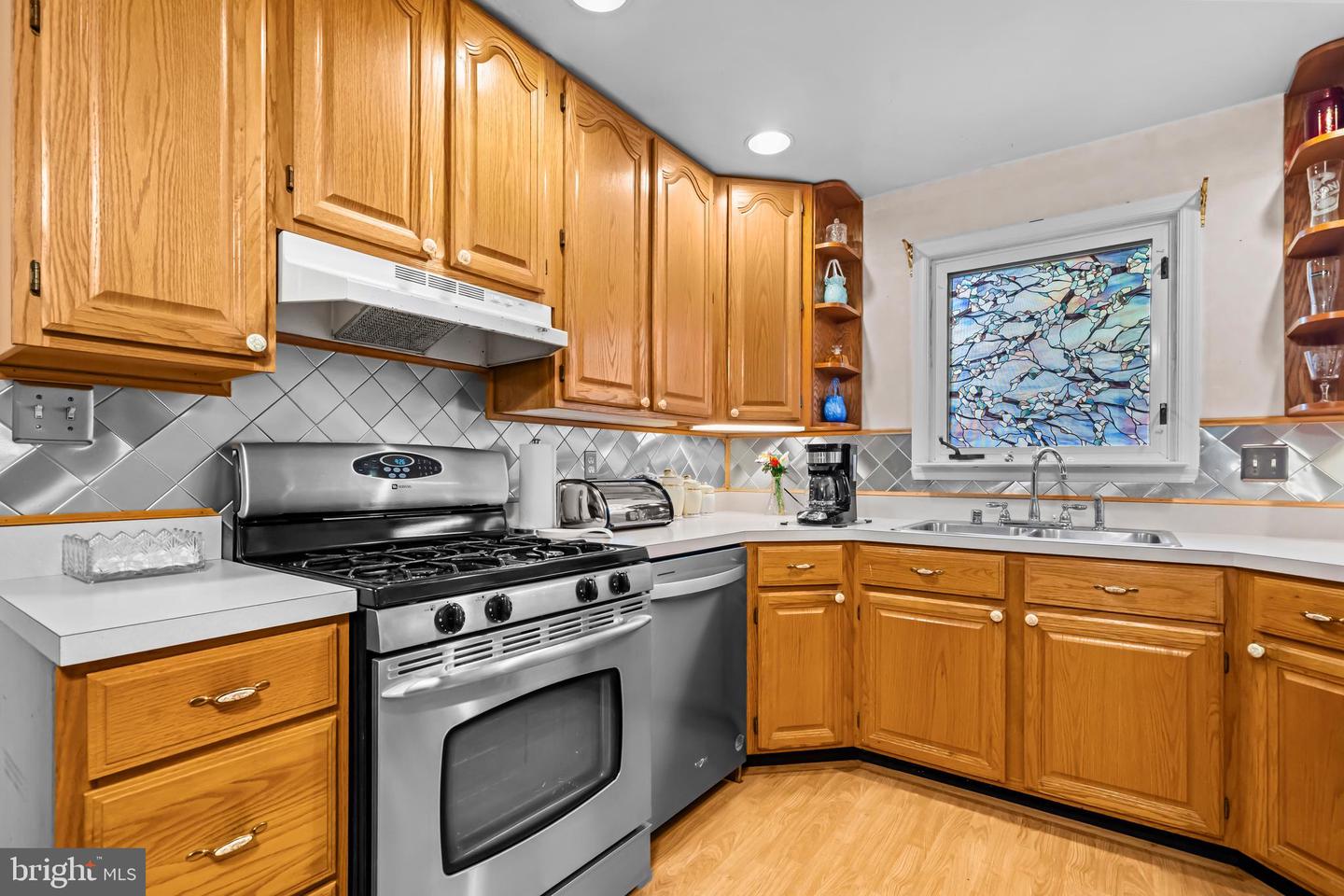 3109 8TH ST N, ARLINGTON, Virginia 22205, 4 Bedrooms Bedrooms, ,2 BathroomsBathrooms,Residential,For sale,3109 8TH ST N,VAAR2064190 MLS # VAAR2064190