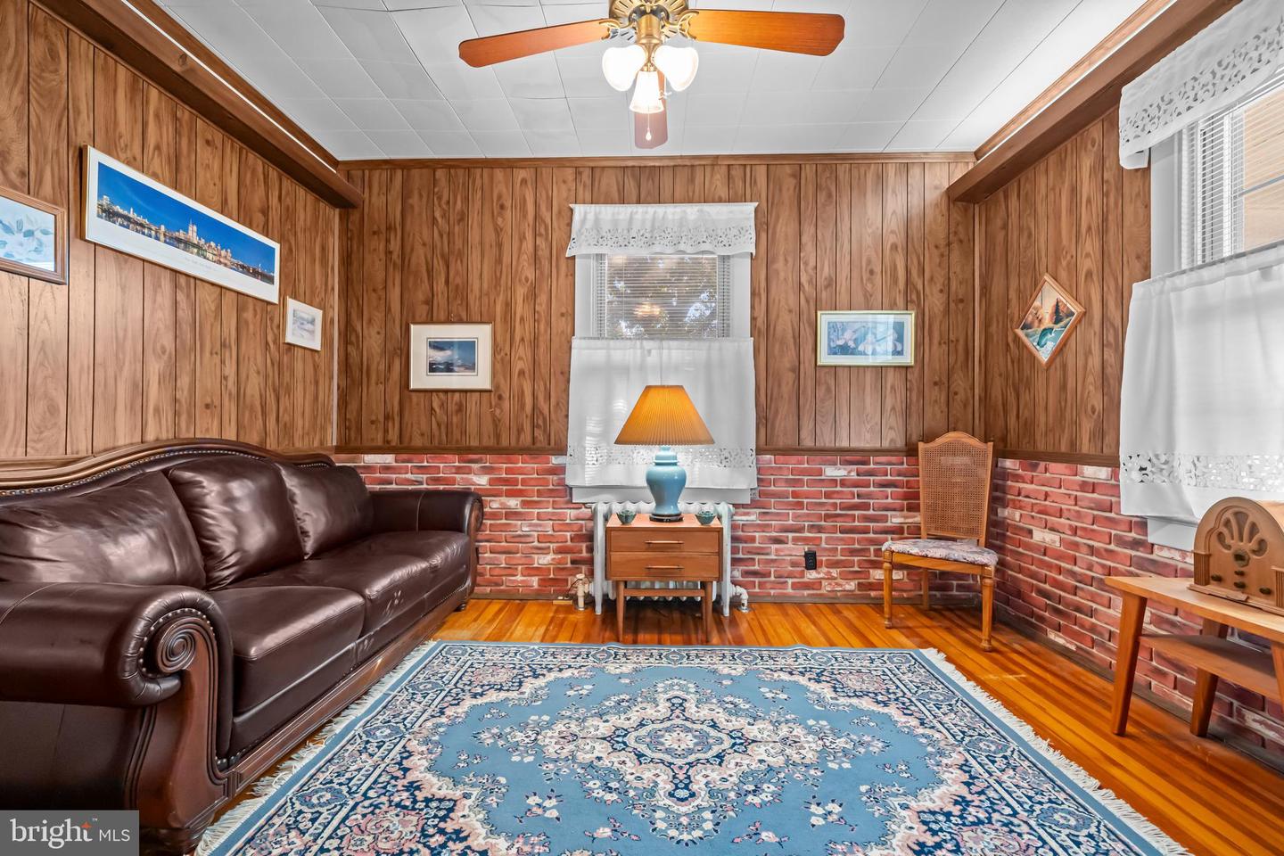 3109 8TH ST N, ARLINGTON, Virginia 22205, 4 Bedrooms Bedrooms, ,2 BathroomsBathrooms,Residential,For sale,3109 8TH ST N,VAAR2064190 MLS # VAAR2064190