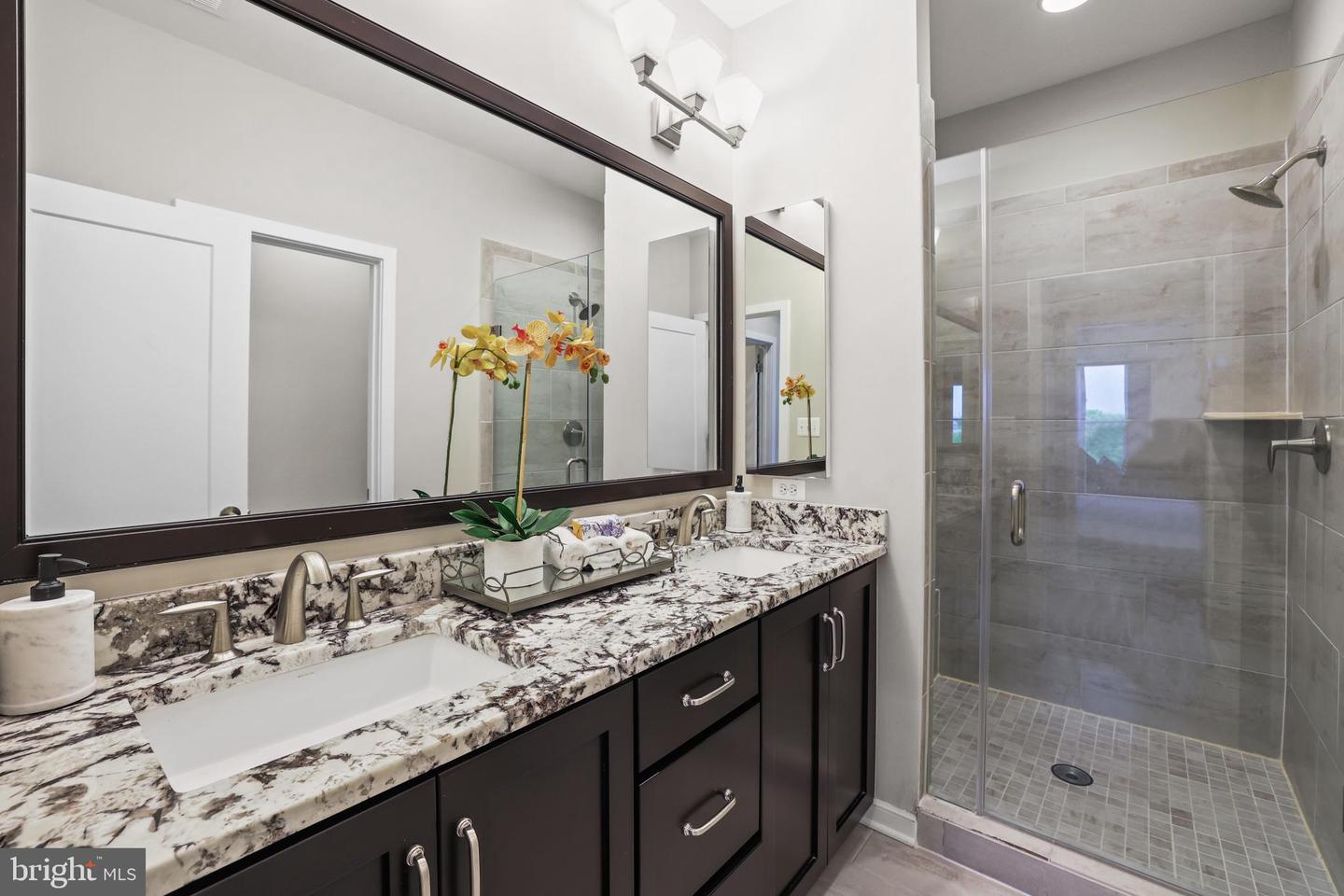 22879 EMBER BROOK CIR, BRAMBLETON, Virginia 20148, 4 Bedrooms Bedrooms, ,4 BathroomsBathrooms,Residential,For sale,22879 EMBER BROOK CIR,VALO2107688 MLS # VALO2107688