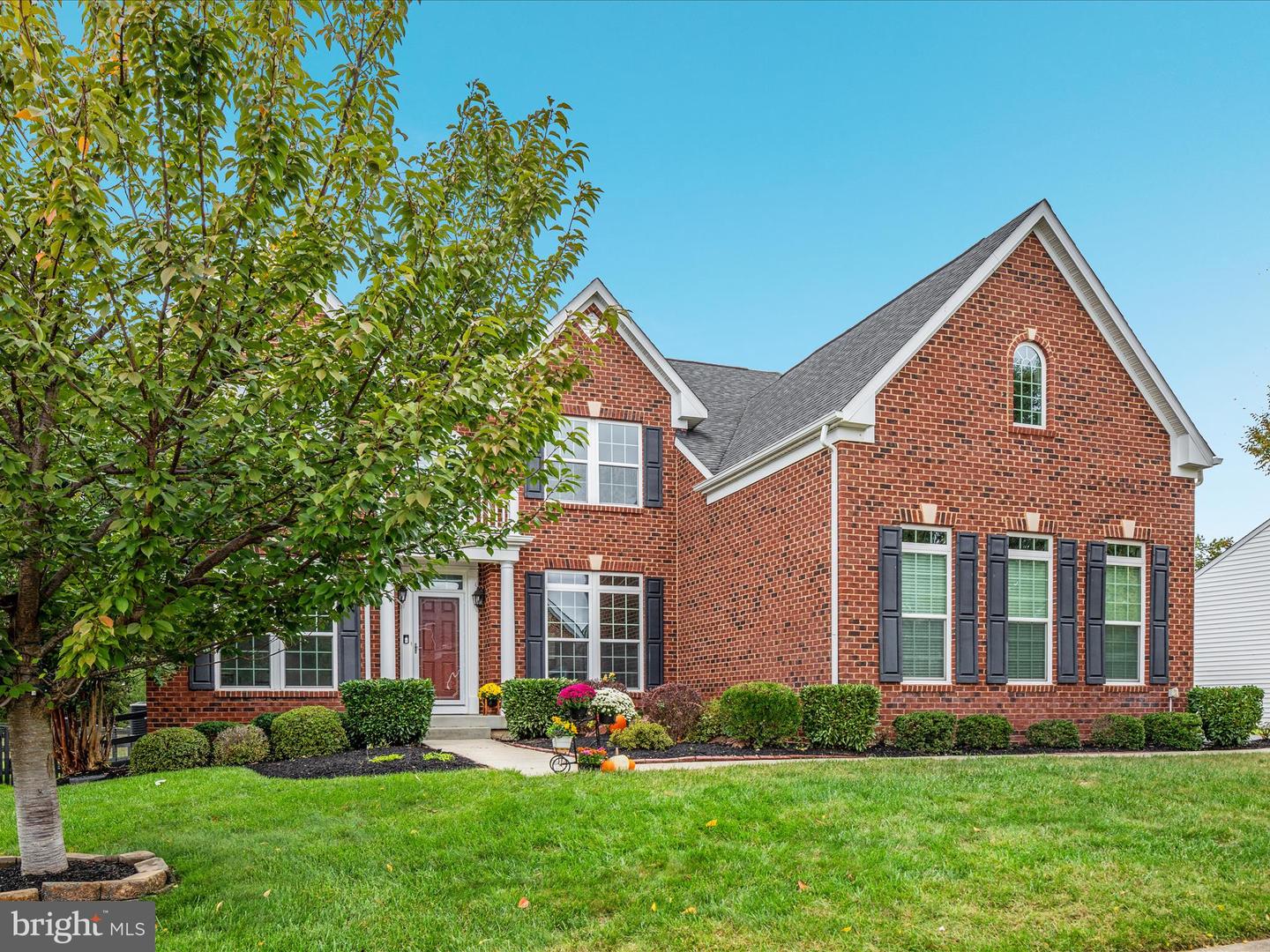 24117 STATESBORO PL, ASHBURN, Virginia 20148, 6 Bedrooms Bedrooms, ,4 BathroomsBathrooms,Residential,For sale,24117 STATESBORO PL,VALO2107720 MLS # VALO2107720