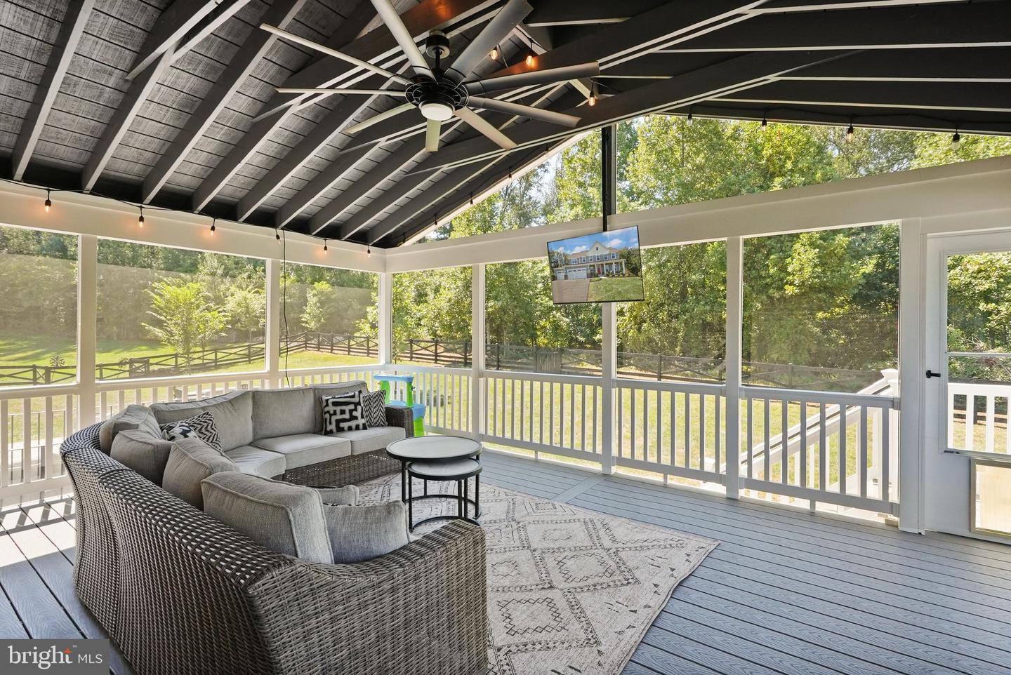 6529 BOB WHITE DR, WARRENTON, Virginia 20187, 5 Bedrooms Bedrooms, 11 Rooms Rooms,4 BathroomsBathrooms,Residential,For sale,6529 BOB WHITE DR,VAFQ2018496 MLS # VAFQ2018496