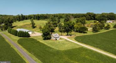 161 FOREST LANE RD, FREDERICKSBURG, Virginia 22405, 2 Bedrooms Bedrooms, ,3 BathroomsBathrooms,Farm,For sale,161 FOREST LANE RD,VAST2043428 MLS # VAST2043428