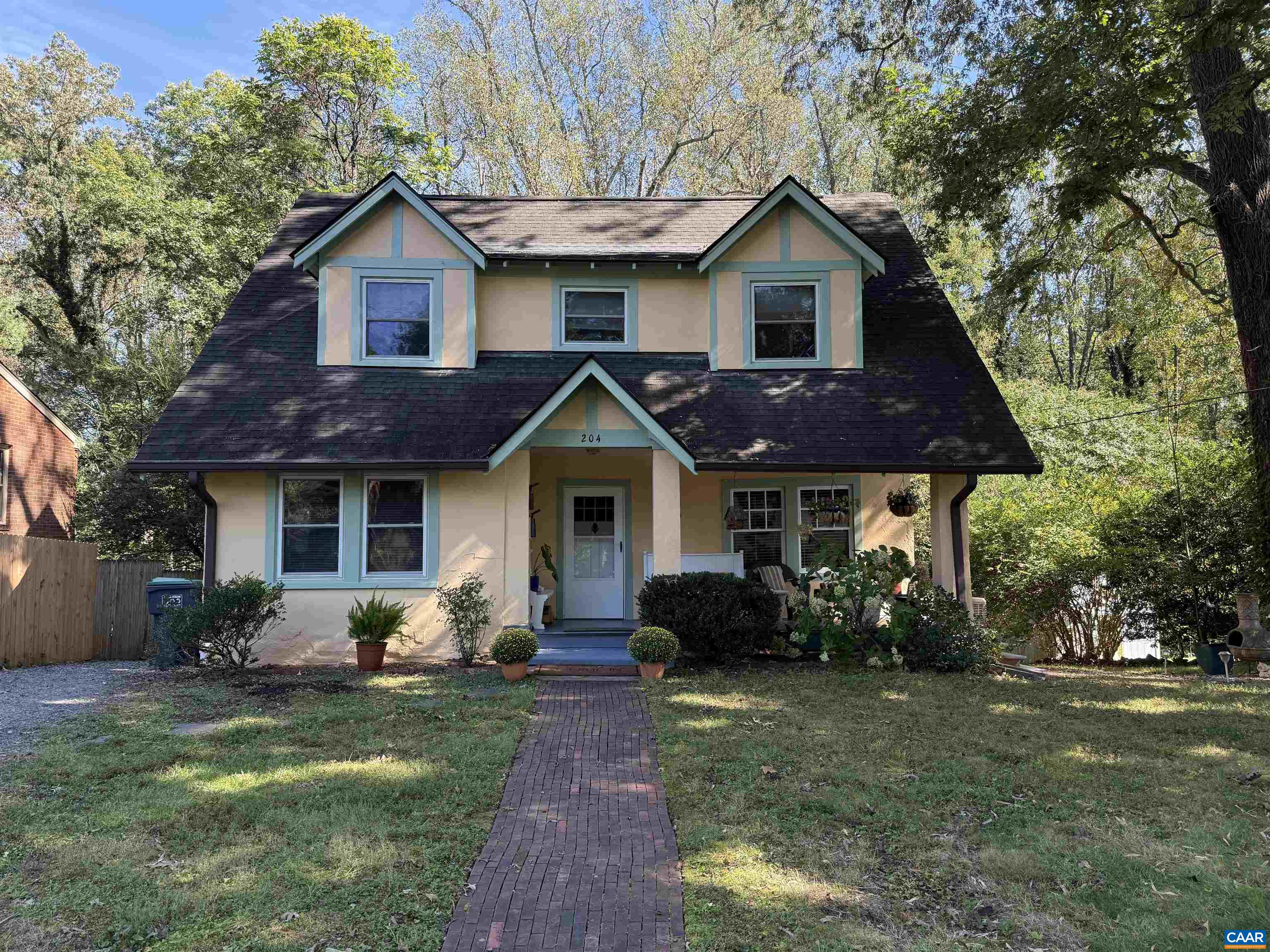 204 MONTE VISTA AVE, CHARLOTTESVILLE, Virginia 22903, ,Residential,204 MONTE VISTA AVE,669966 MLS # 669966