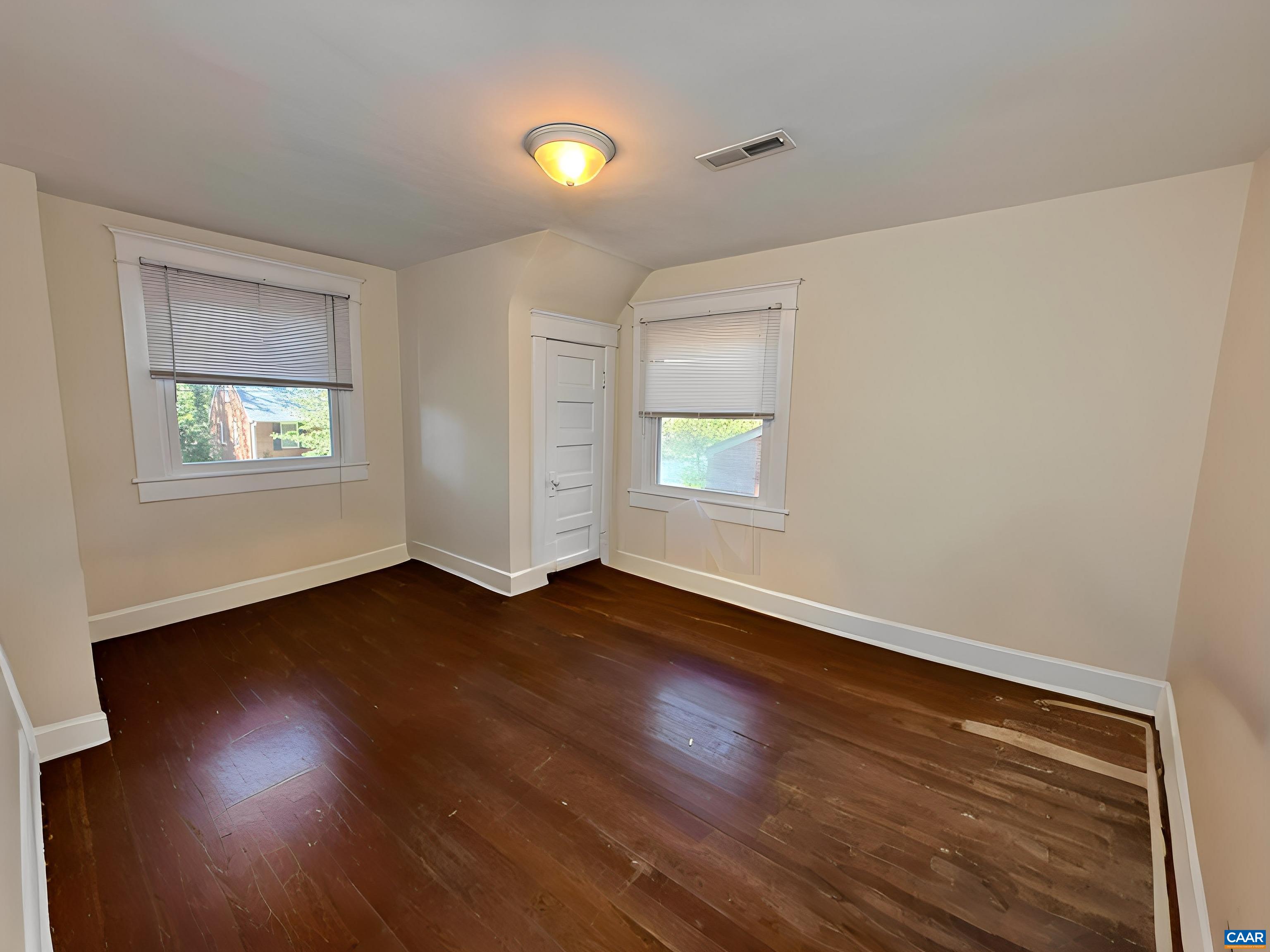 204 MONTE VISTA AVE, CHARLOTTESVILLE, Virginia 22903, ,Residential,204 MONTE VISTA AVE,669966 MLS # 669966