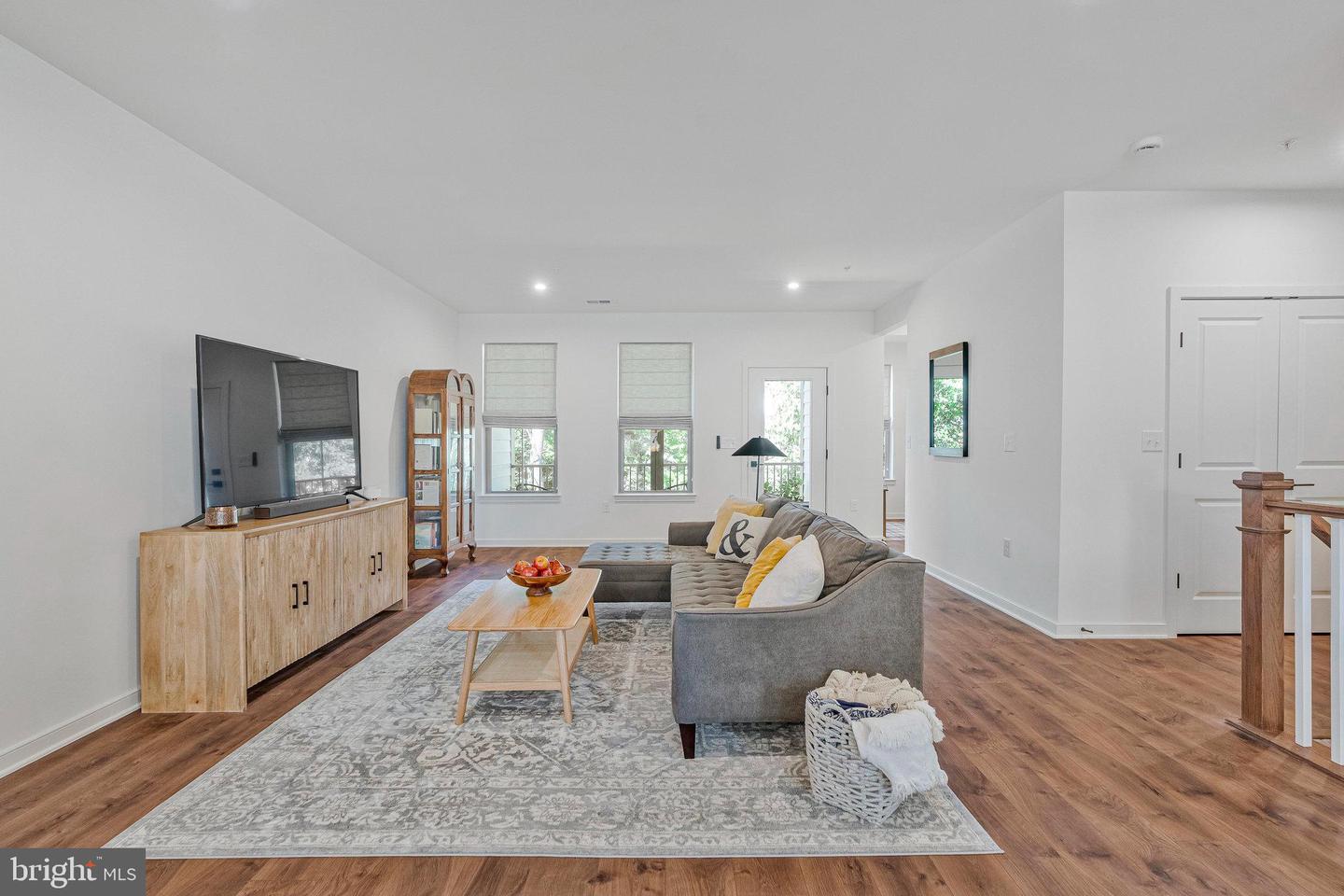 45928 SWALLOW TER, STERLING, Virginia 20165, 3 Bedrooms Bedrooms, ,2 BathroomsBathrooms,Residential,For sale,45928 SWALLOW TER,VALO2107784 MLS # VALO2107784