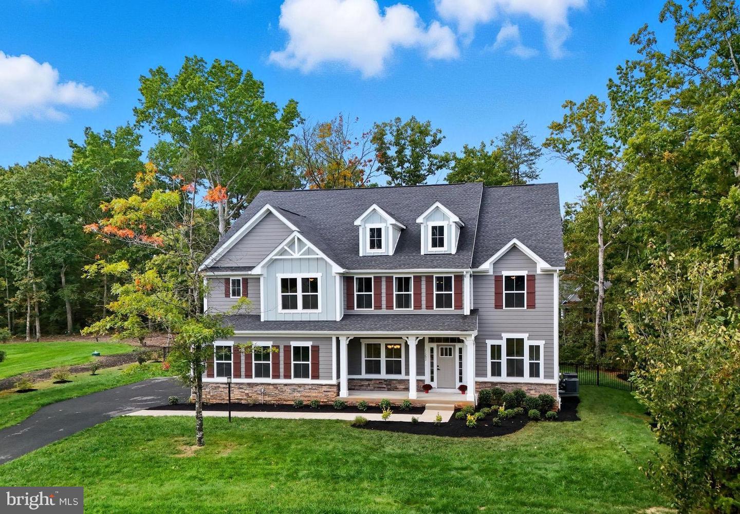 11202 PRESWICK LN, SPOTSYLVANIA, Virginia 22551, 7 Bedrooms Bedrooms, ,5 BathroomsBathrooms,Residential,For sale,11202 PRESWICK LN,VASP2036546 MLS # VASP2036546