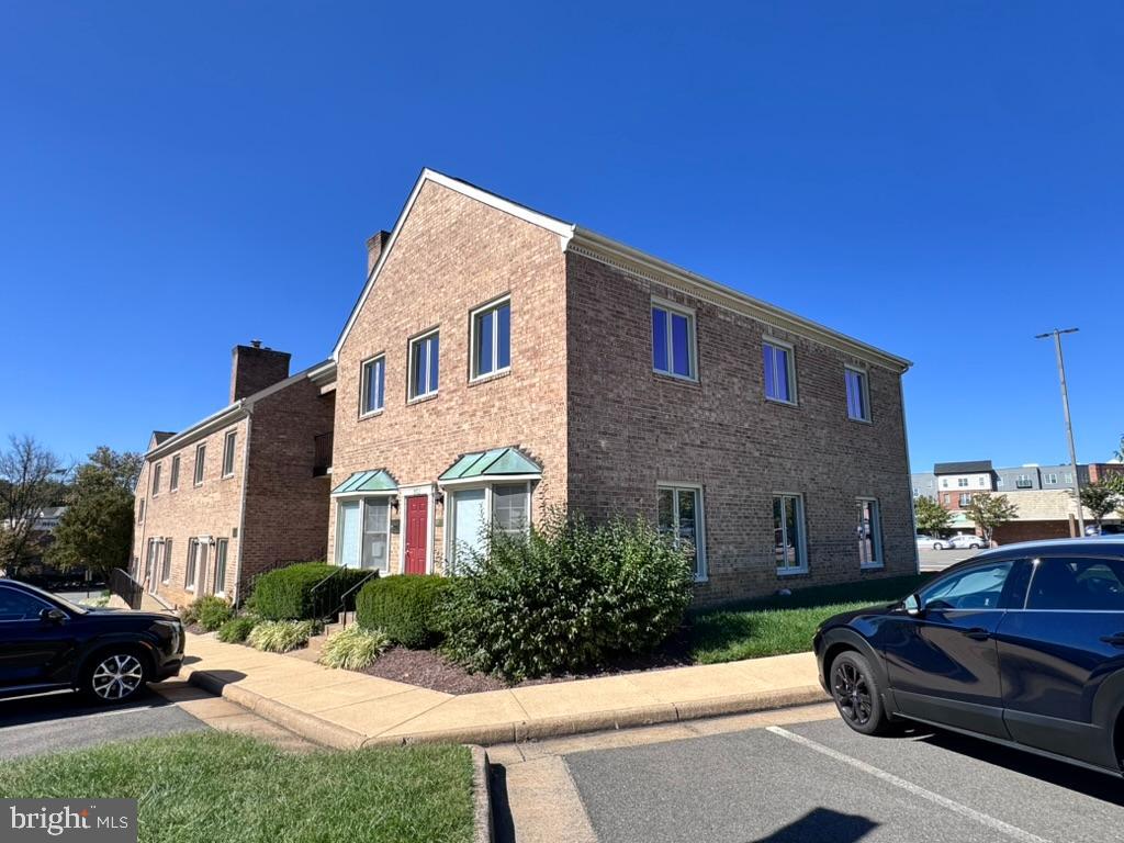3935 UNIVERSITY DR, FAIRFAX, Virginia 22030, ,Land,For sale,3935 UNIVERSITY DR,VAFC2007054 MLS # VAFC2007054