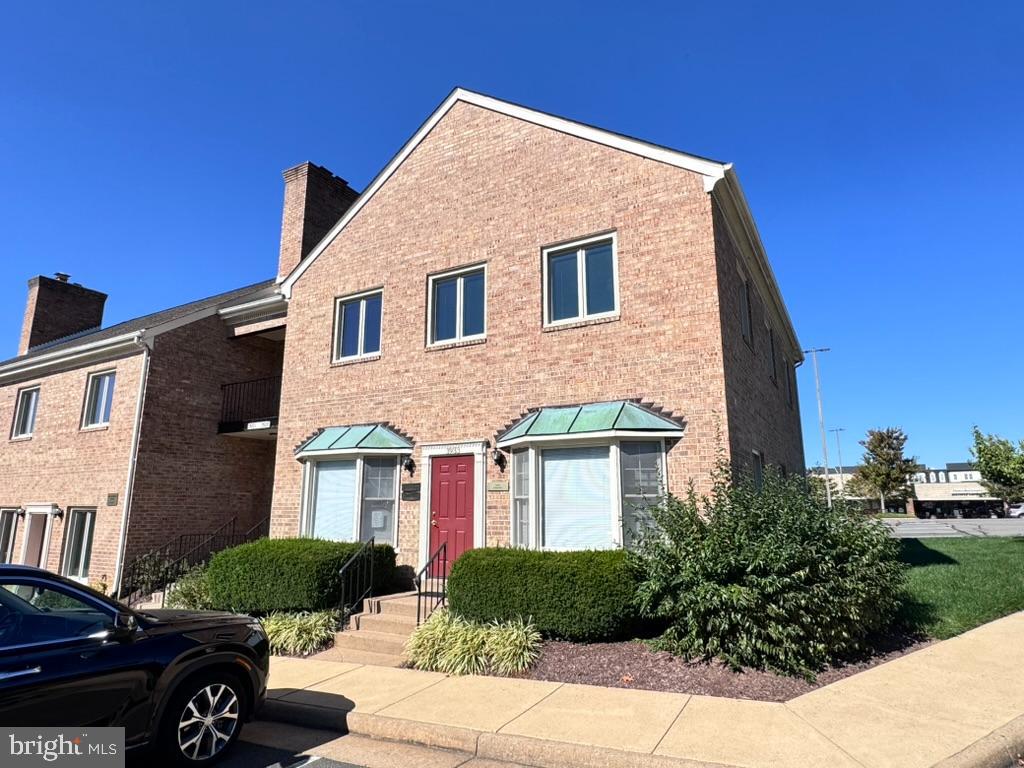 3935 UNIVERSITY DR, FAIRFAX, Virginia 22030, ,Land,For sale,3935 UNIVERSITY DR,VAFC2007054 MLS # VAFC2007054