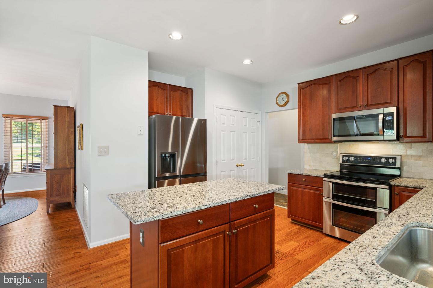 6374 POPWICKE CT, MANASSAS, Virginia 20112, 5 Bedrooms Bedrooms, ,3 BathroomsBathrooms,Residential,For sale,6374 POPWICKE CT,VAPW2105084 MLS # VAPW2105084