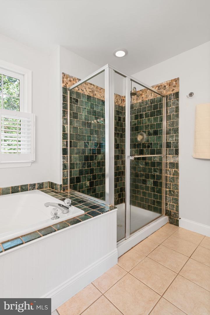 6374 POPWICKE CT, MANASSAS, Virginia 20112, 5 Bedrooms Bedrooms, ,3 BathroomsBathrooms,Residential,For sale,6374 POPWICKE CT,VAPW2105084 MLS # VAPW2105084