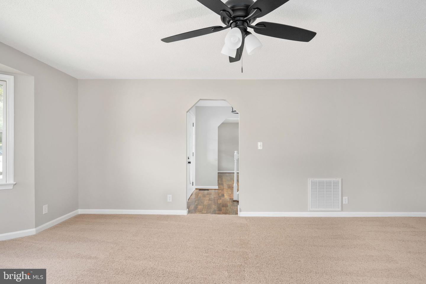 4 ENDICOTT LN, STAFFORD, Virginia 22554, 4 Bedrooms Bedrooms, ,2 BathroomsBathrooms,Residential,For sale,4 ENDICOTT LN,VAST2043134 MLS # VAST2043134
