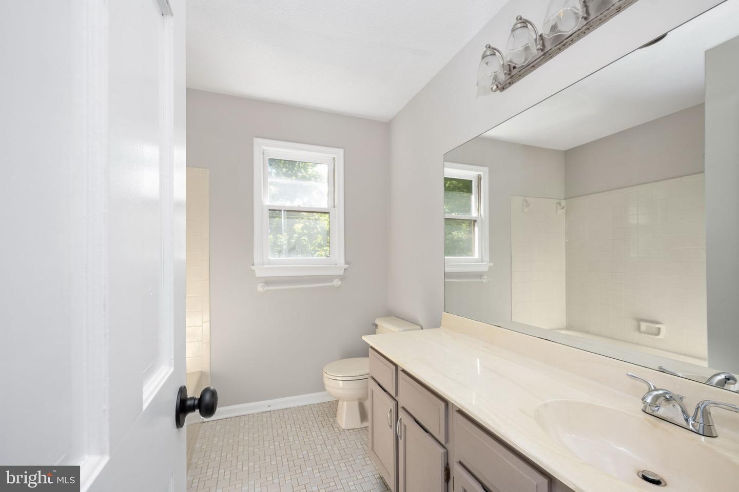 4 ENDICOTT LN, STAFFORD, Virginia 22554, 4 Bedrooms Bedrooms, ,2 BathroomsBathrooms,Residential,For sale,4 ENDICOTT LN,VAST2043134 MLS # VAST2043134