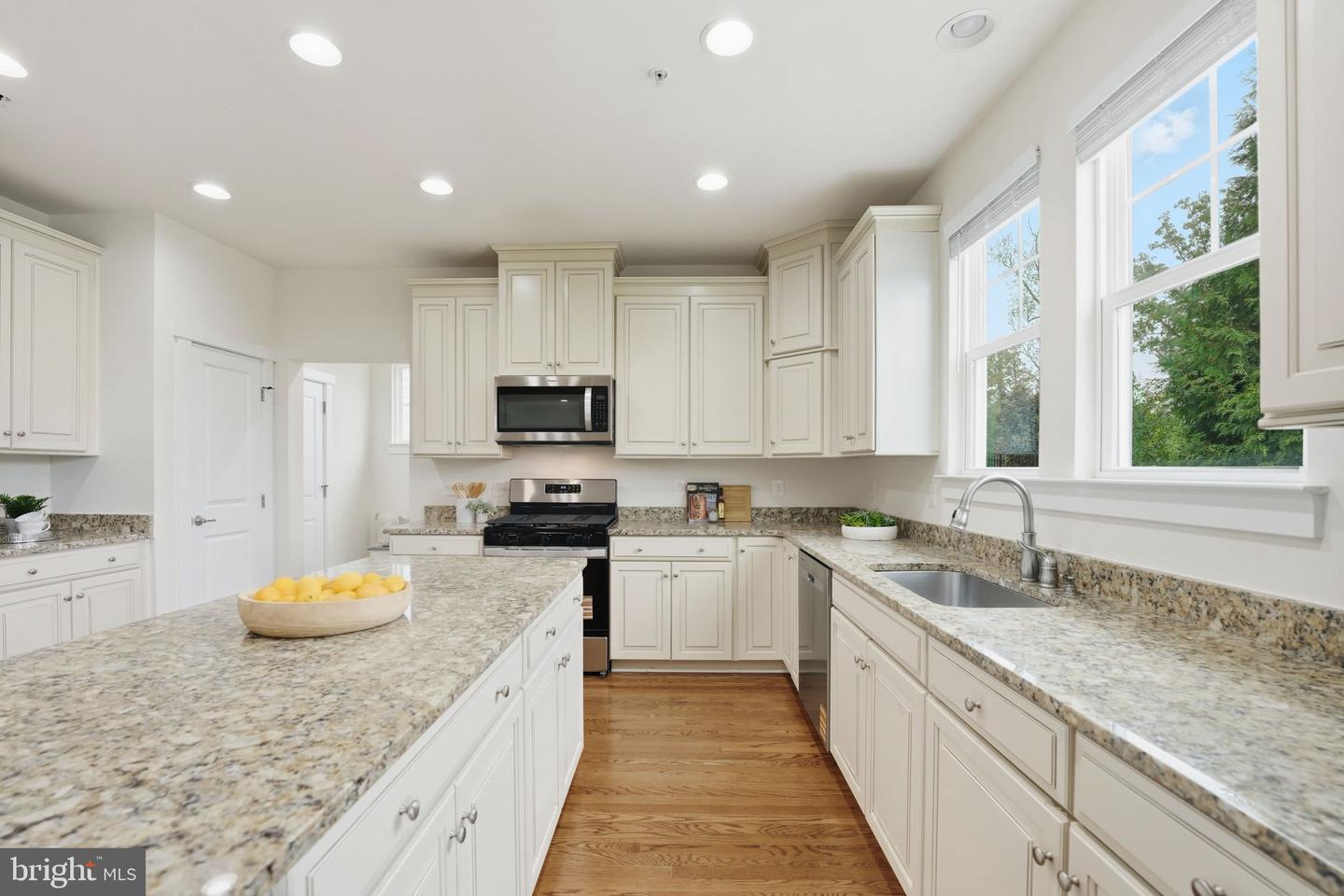 16908 TAKEAWAY LN, DUMFRIES, Virginia 22026, 4 Bedrooms Bedrooms, ,3 BathroomsBathrooms,Residential,For sale,16908 TAKEAWAY LN,VAPW2105098 MLS # VAPW2105098