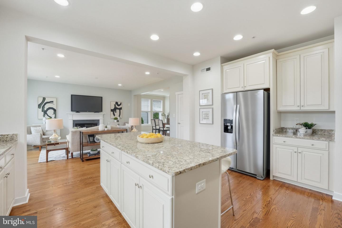 16908 TAKEAWAY LN, DUMFRIES, Virginia 22026, 4 Bedrooms Bedrooms, ,3 BathroomsBathrooms,Residential,For sale,16908 TAKEAWAY LN,VAPW2105098 MLS # VAPW2105098