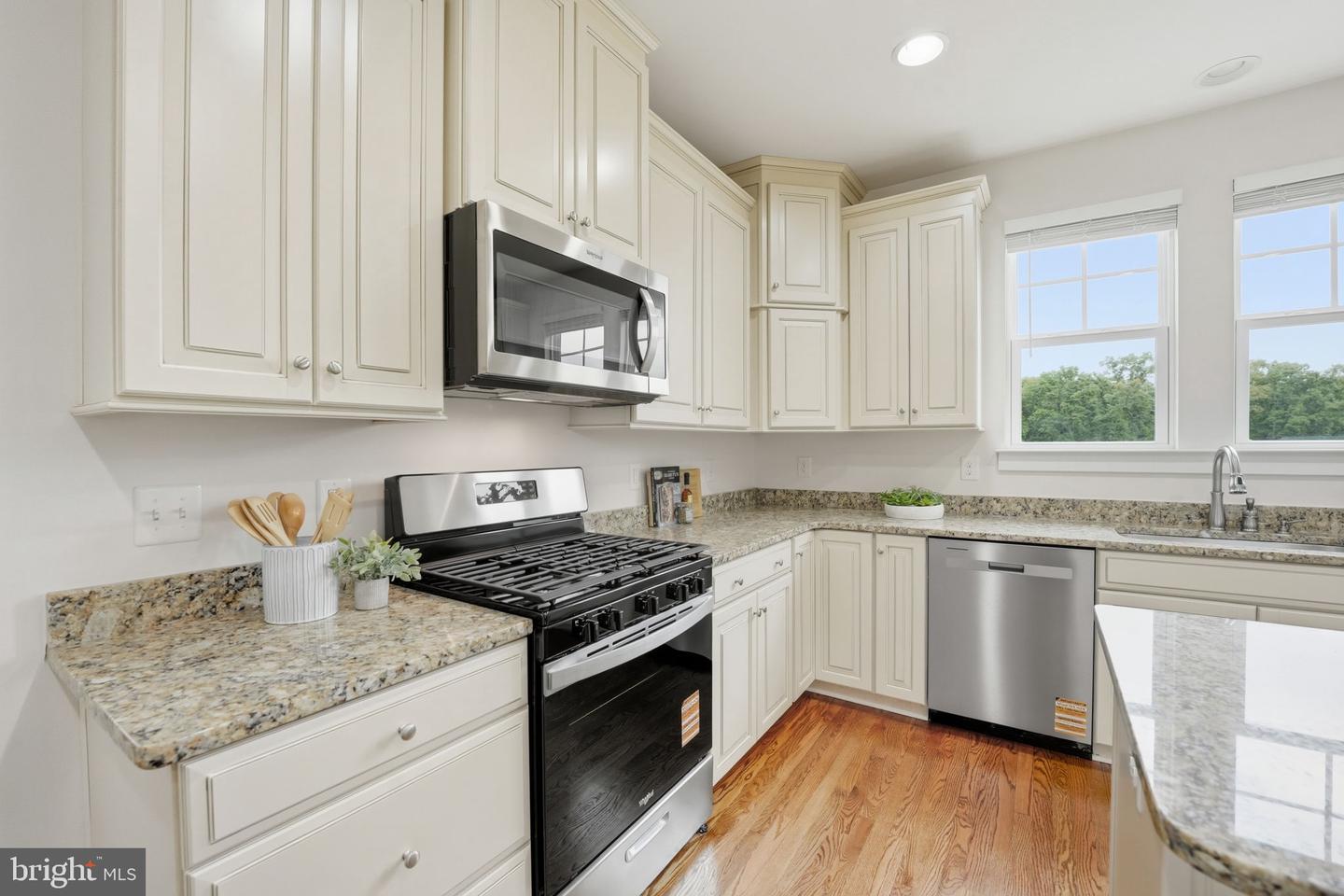 16908 TAKEAWAY LN, DUMFRIES, Virginia 22026, 4 Bedrooms Bedrooms, ,3 BathroomsBathrooms,Residential,For sale,16908 TAKEAWAY LN,VAPW2105098 MLS # VAPW2105098