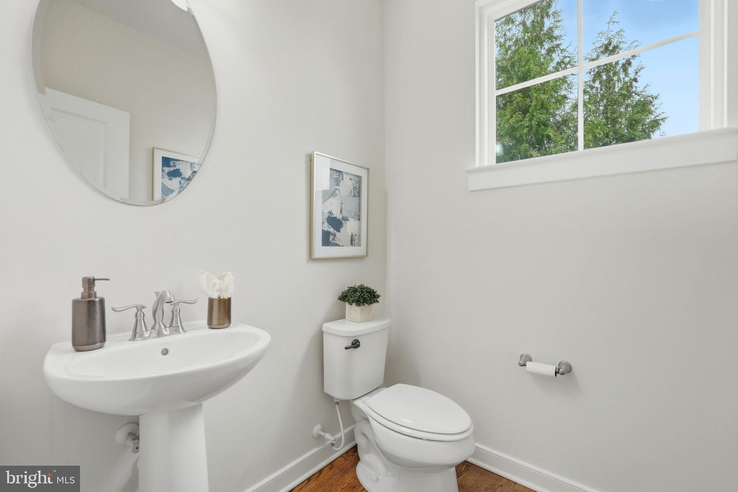 16908 TAKEAWAY LN, DUMFRIES, Virginia 22026, 4 Bedrooms Bedrooms, ,3 BathroomsBathrooms,Residential,For sale,16908 TAKEAWAY LN,VAPW2105098 MLS # VAPW2105098