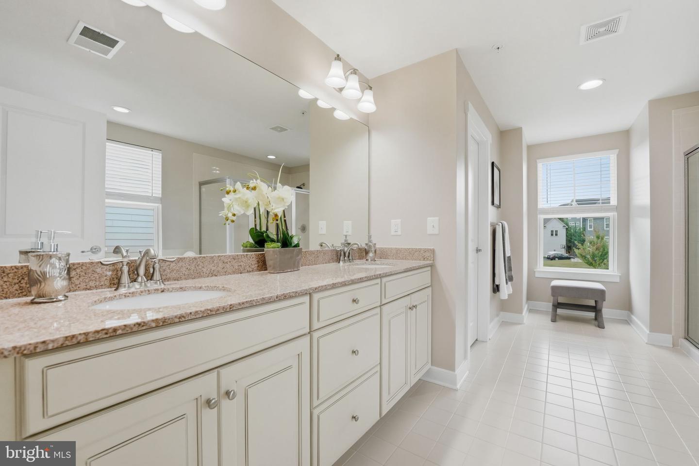 16908 TAKEAWAY LN, DUMFRIES, Virginia 22026, 4 Bedrooms Bedrooms, ,3 BathroomsBathrooms,Residential,For sale,16908 TAKEAWAY LN,VAPW2105098 MLS # VAPW2105098
