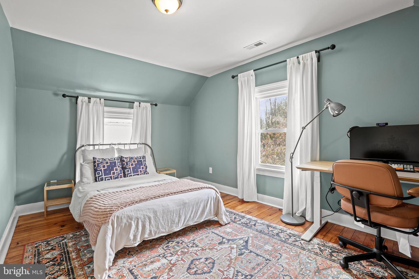 510 SPOTTSWOOD ST, FREDERICKSBURG, Virginia 22401, 4 Bedrooms Bedrooms, ,2 BathroomsBathrooms,Residential,For sale,510 SPOTTSWOOD ST,VAFB2009050 MLS # VAFB2009050