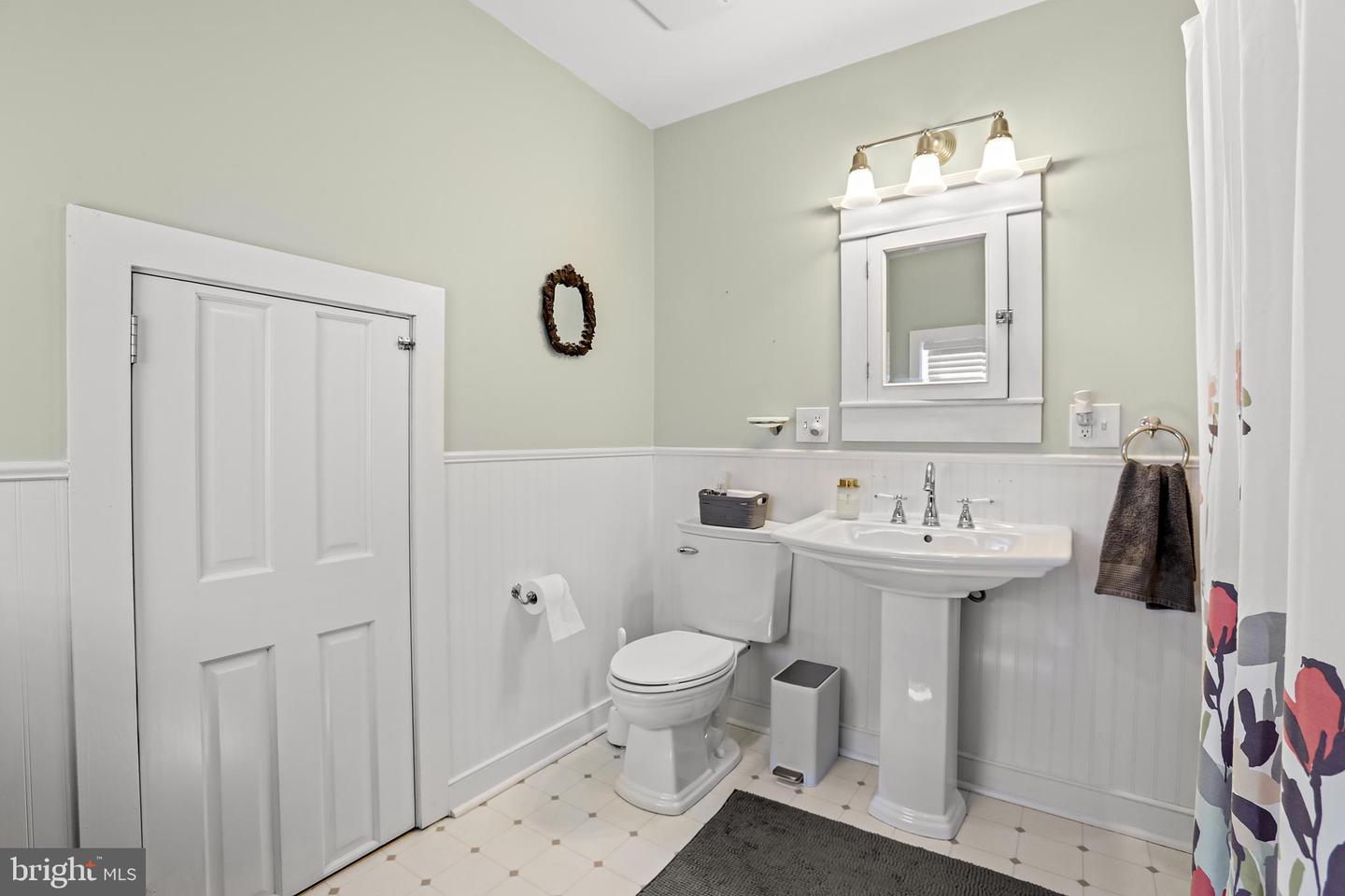 510 SPOTTSWOOD ST, FREDERICKSBURG, Virginia 22401, 4 Bedrooms Bedrooms, ,2 BathroomsBathrooms,Residential,For sale,510 SPOTTSWOOD ST,VAFB2009050 MLS # VAFB2009050