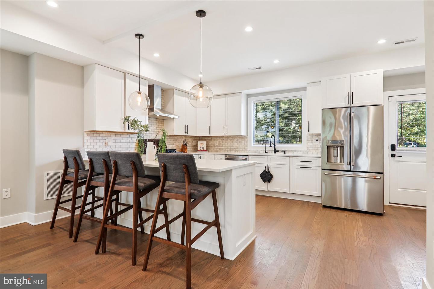 4405 NEW HAMPSHIRE AVE NW, WASHINGTON, District Of Columbia 20011, 4 Bedrooms Bedrooms, ,3 BathroomsBathrooms,Residential,For sale,4405 NEW HAMPSHIRE AVE NW,DCDC2225208 MLS # DCDC2225208