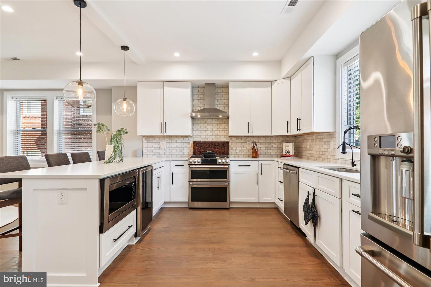 4405 NEW HAMPSHIRE AVE NW, WASHINGTON, District Of Columbia 20011, 4 Bedrooms Bedrooms, ,3 BathroomsBathrooms,Residential,For sale,4405 NEW HAMPSHIRE AVE NW,DCDC2225208 MLS # DCDC2225208