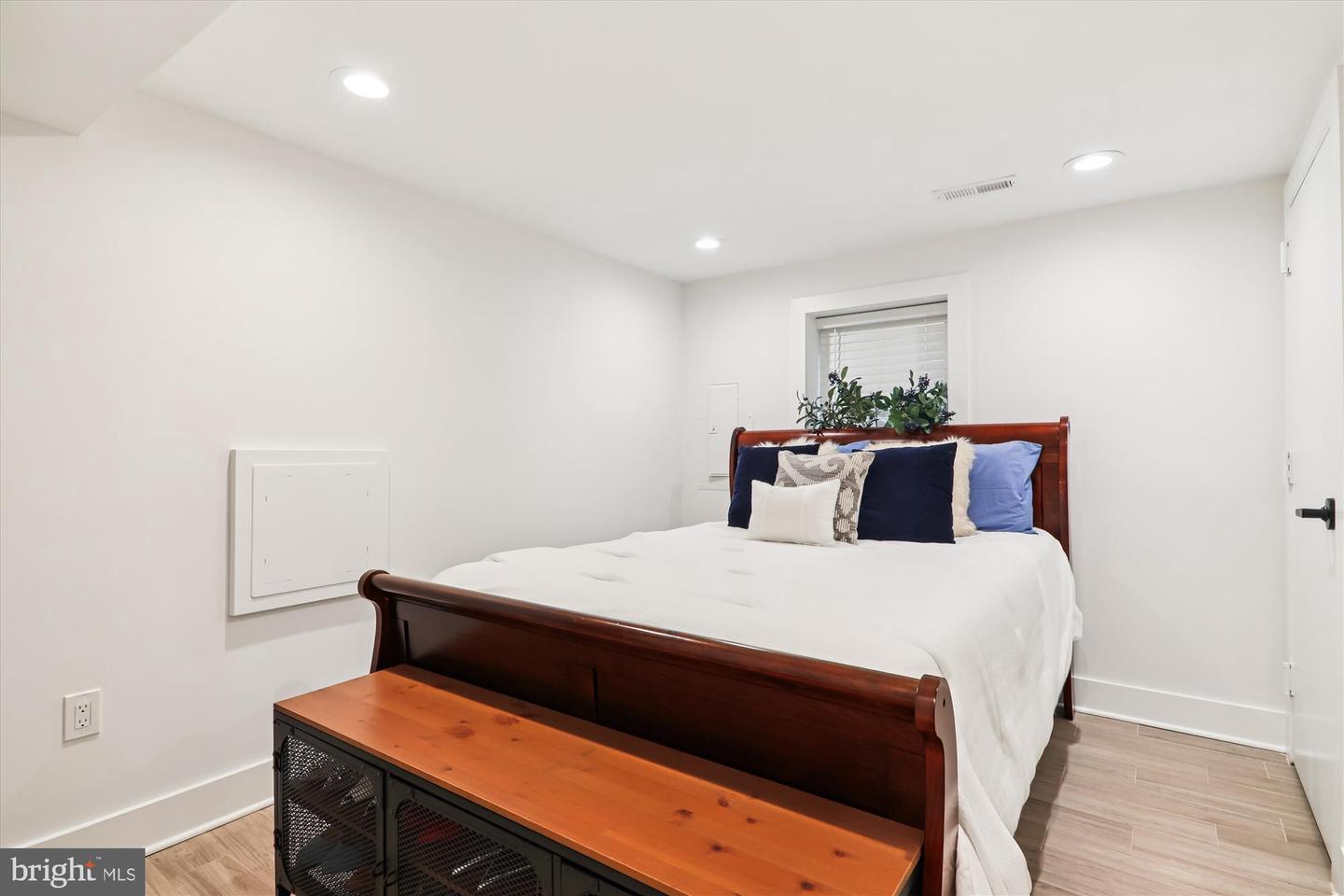 4405 NEW HAMPSHIRE AVE NW, WASHINGTON, District Of Columbia 20011, 4 Bedrooms Bedrooms, ,3 BathroomsBathrooms,Residential,For sale,4405 NEW HAMPSHIRE AVE NW,DCDC2225208 MLS # DCDC2225208