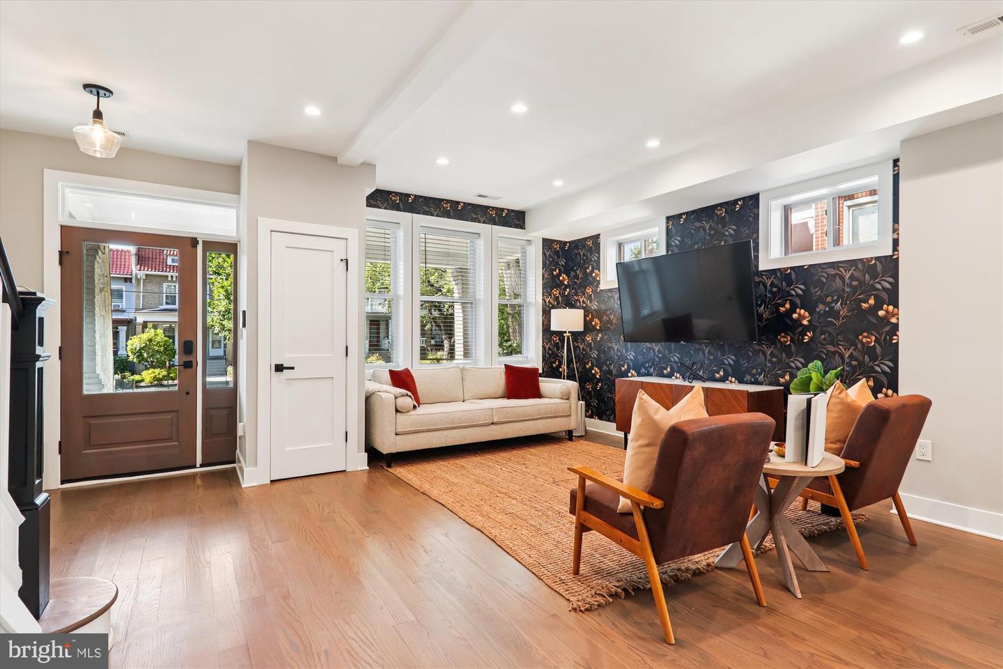 4405 NEW HAMPSHIRE AVE NW, WASHINGTON, District Of Columbia 20011, 4 Bedrooms Bedrooms, ,3 BathroomsBathrooms,Residential,For sale,4405 NEW HAMPSHIRE AVE NW,DCDC2225208 MLS # DCDC2225208