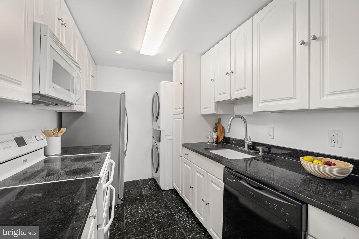 1930 NEW HAMPSHIRE AVE NW #51, WASHINGTON, District Of Columbia 20009, 2 Bedrooms Bedrooms, 7 Rooms Rooms,2 BathroomsBathrooms,Residential,For sale,1930 NEW HAMPSHIRE AVE NW #51,DCDC2225212 MLS # DCDC2225212