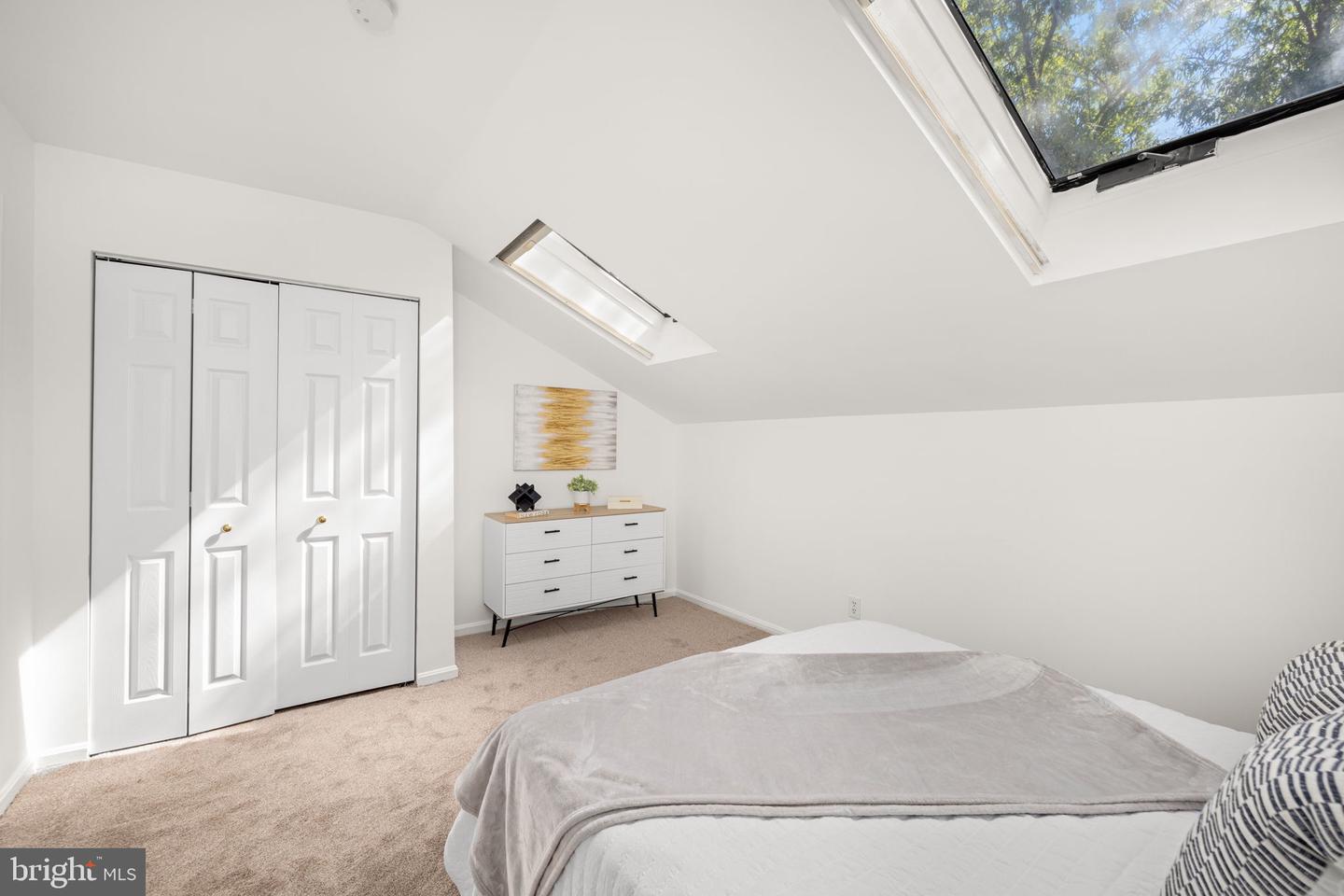 1930 NEW HAMPSHIRE AVE NW #51, WASHINGTON, District Of Columbia 20009, 2 Bedrooms Bedrooms, 7 Rooms Rooms,2 BathroomsBathrooms,Residential,For sale,1930 NEW HAMPSHIRE AVE NW #51,DCDC2225212 MLS # DCDC2225212